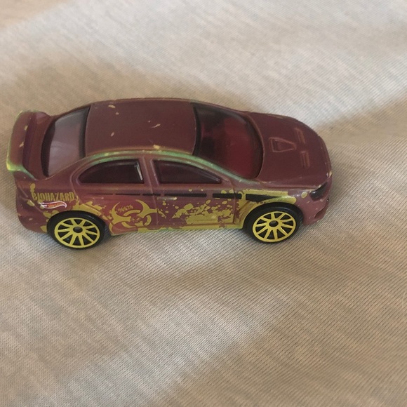 Hot Wheels Other - 2009 Mitsubishi Lancer Color Changer
